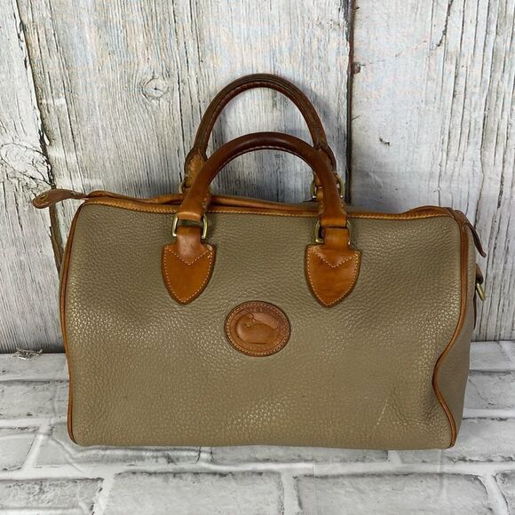 VINTAGE 80s 90s DOONEY & BOURKE Taupe Brown Pebbled Leather Bag - Picture 1 of 13